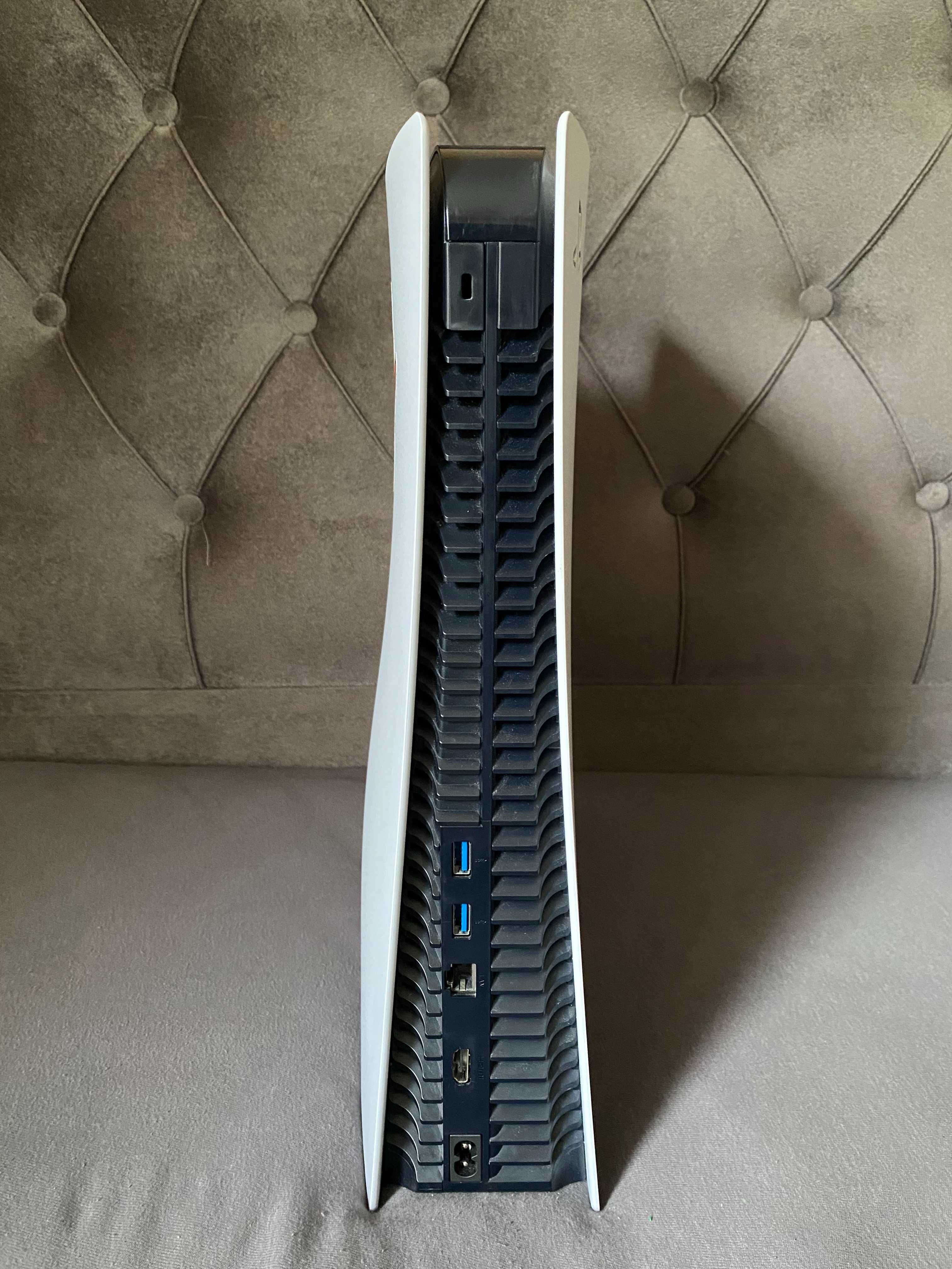 PlayStation 5 - Отлично Състояние