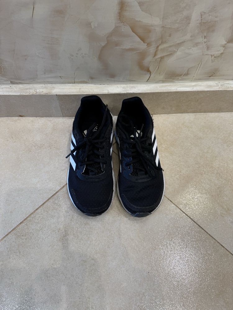 Детски маратонки Adidas EU 28