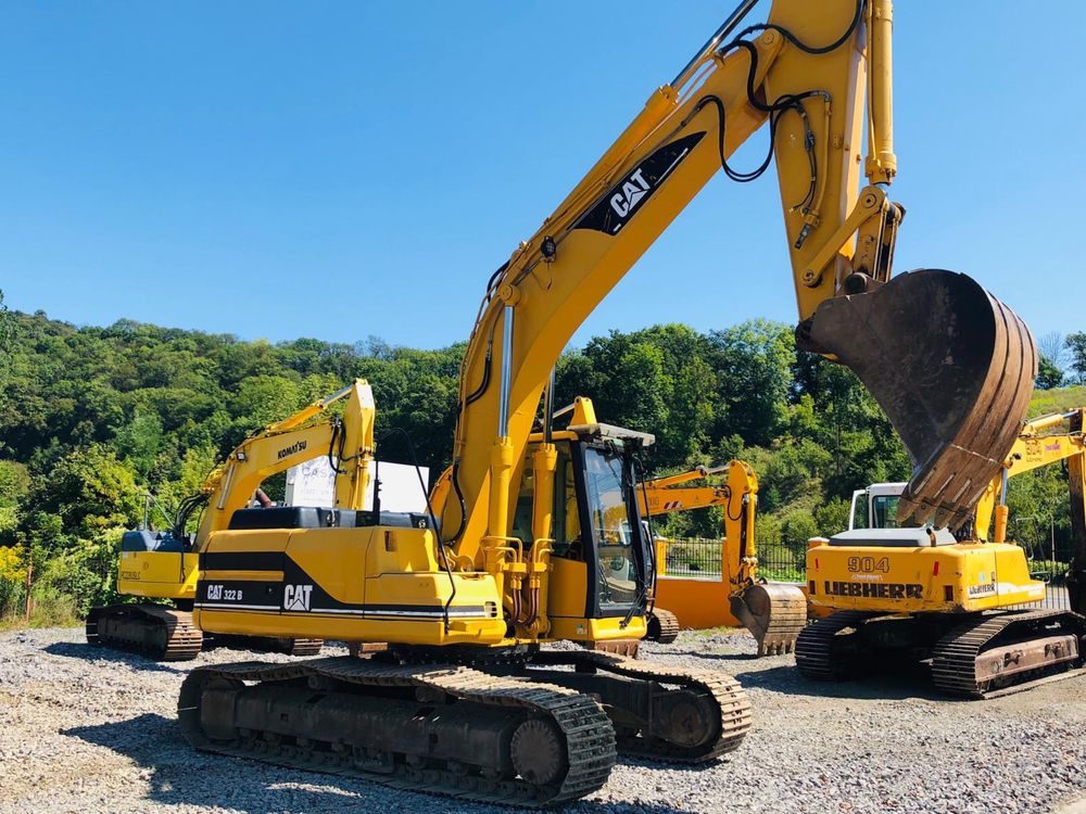 Excavator caterpillar