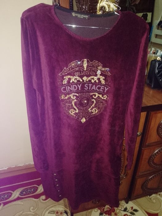 Narxlari kelishiladi M L XL razmerlarga togri keladi qimmat kiyimlar