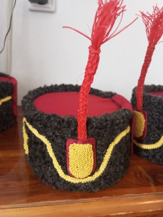 Vând caciuli model Cuza