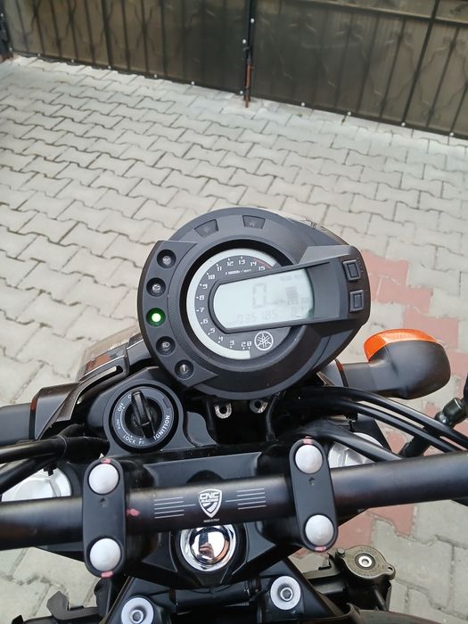 Vând yamaha fz6 impecabila