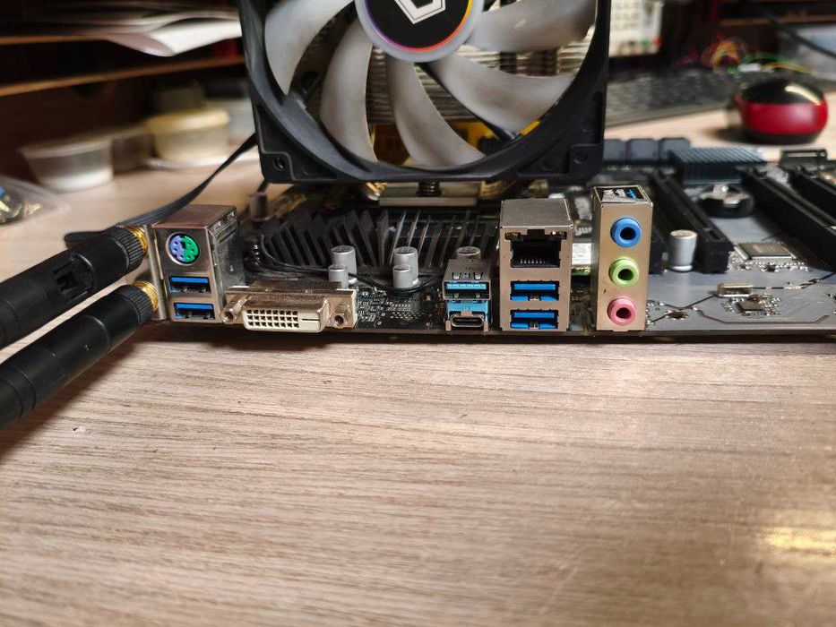 Z370/OEM + i7-9700K + 32GB DDR4 + башня-кулер