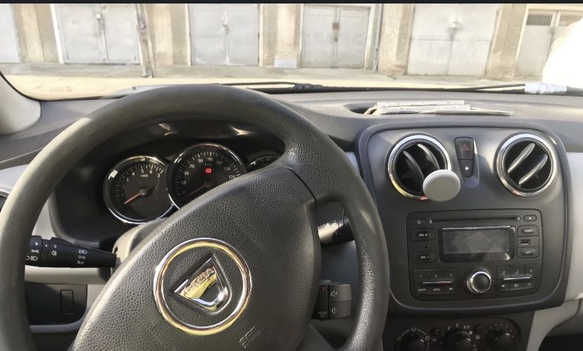 Vand  Dacia Logan Benzina an 2014 - ITP valabil pana in OCT2026