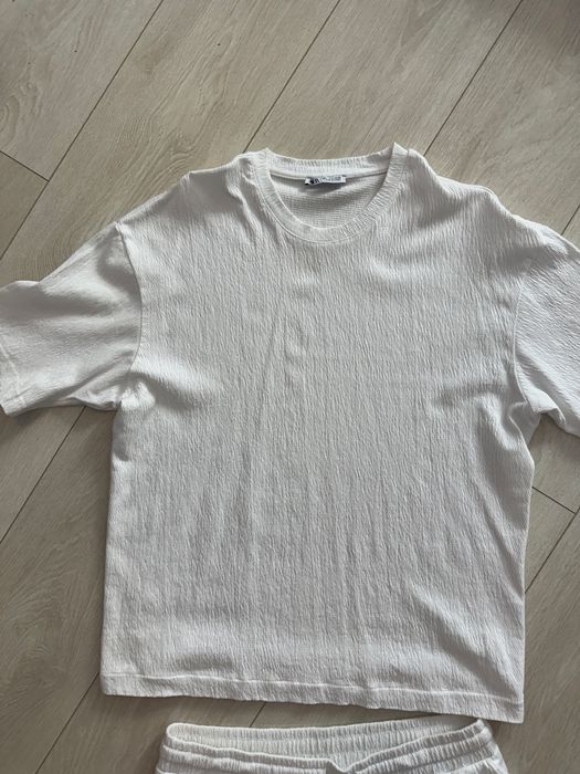 Compleu/ Set pantaloni scurti si tricou Zara Original