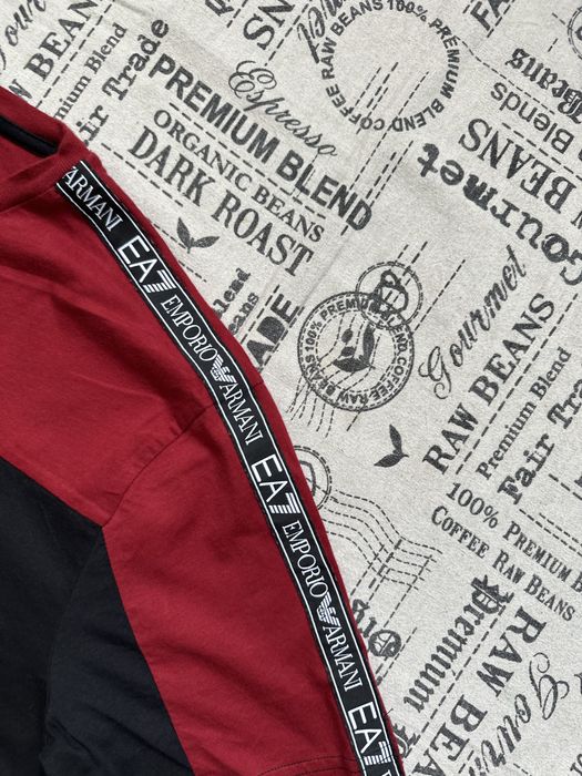 EA7 Empirio Armani original тениска.M