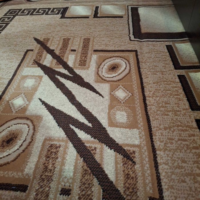 ковры 2х5 и 130х2 метра