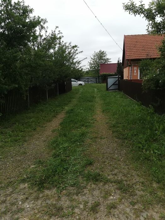 Vând casă și teren in Horodnic de Jos. 43 ari