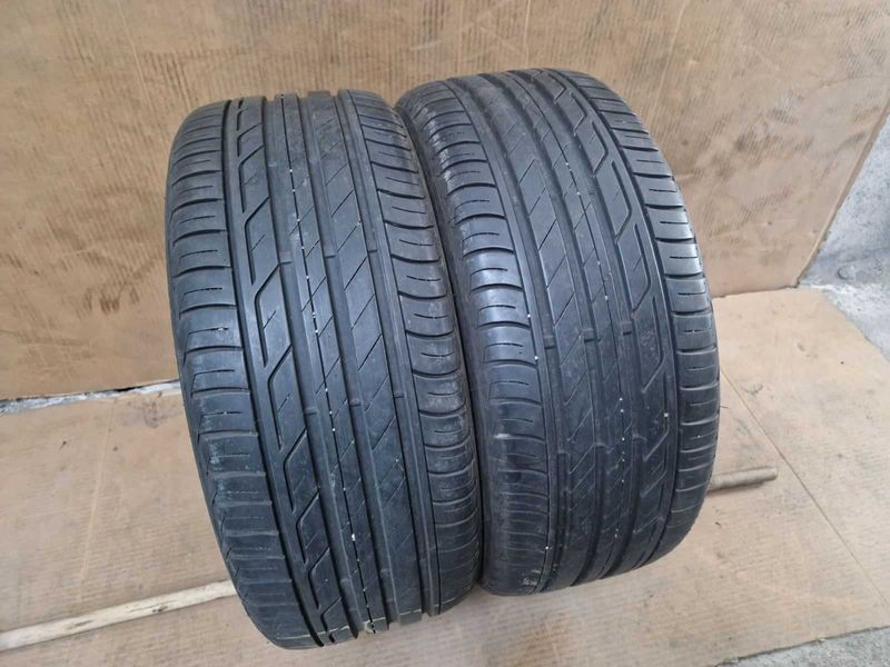 2 Bridgestone R18 225/40
летни гуми
DOT2420