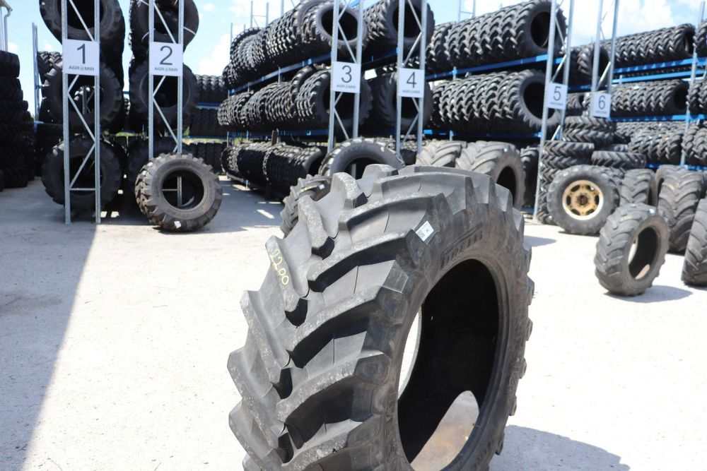 Cauciucuri Tractor Spate 540/65R34 Pirelli Radiale SH Pret cu TVA