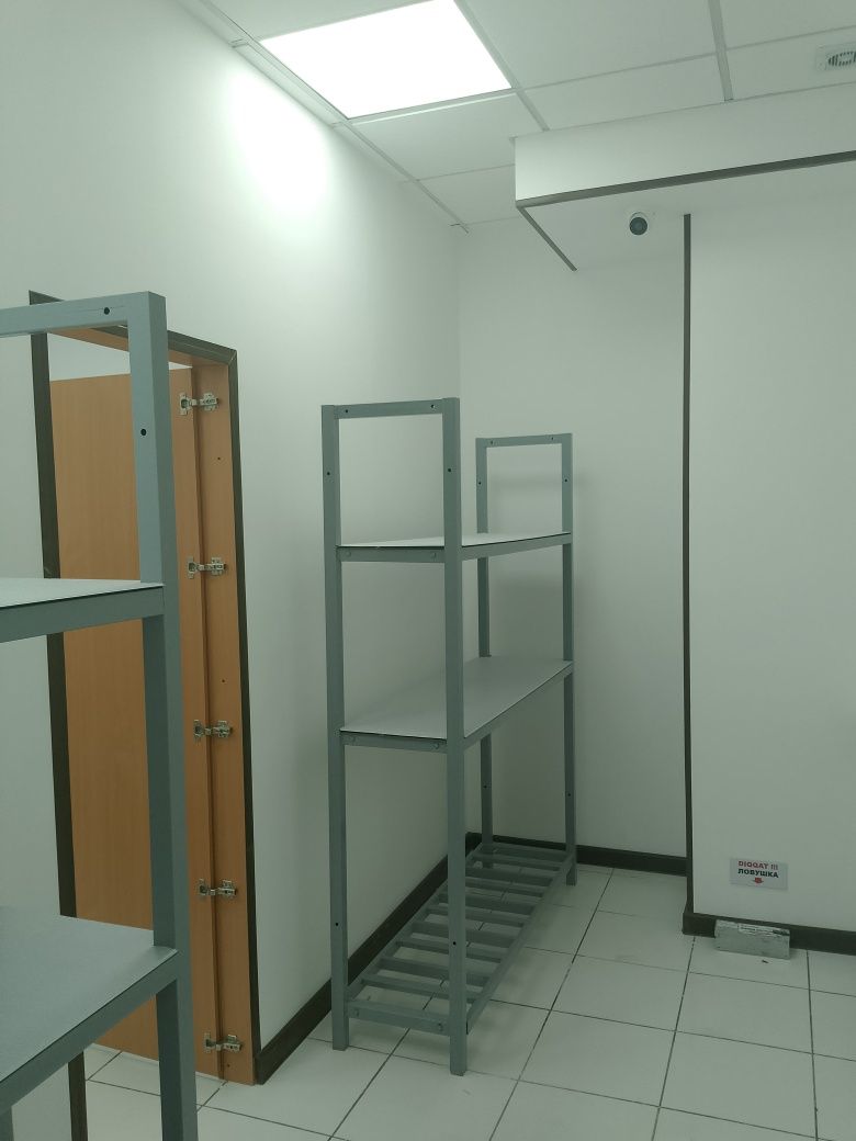 Фархадский перекресток 1линия в доль дороги 1этаж 130м² Юр адреса