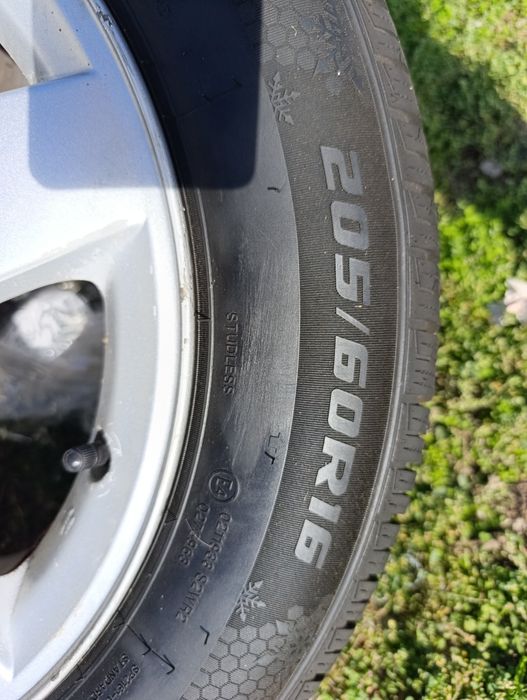 Зимни гуми с джанти