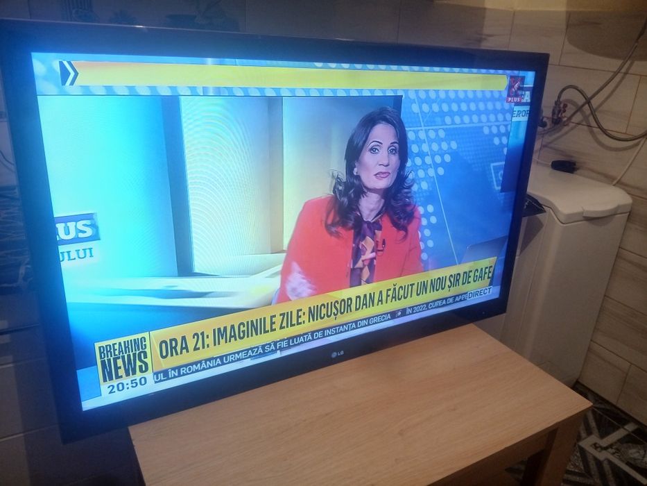 Vind TV led  LG mare de 55 cm