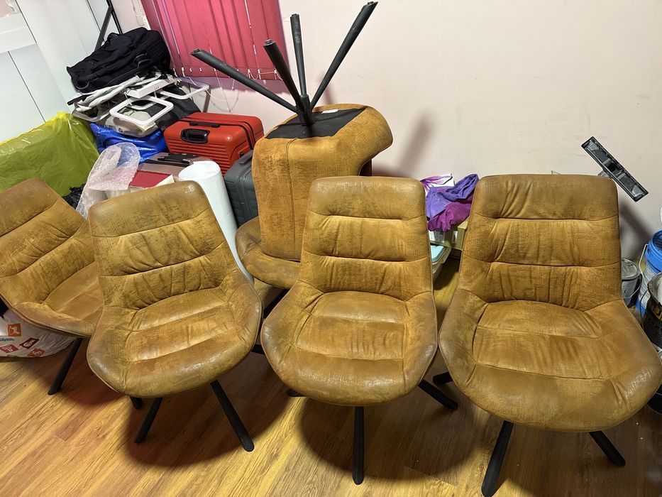 Трапезни столове въртящи