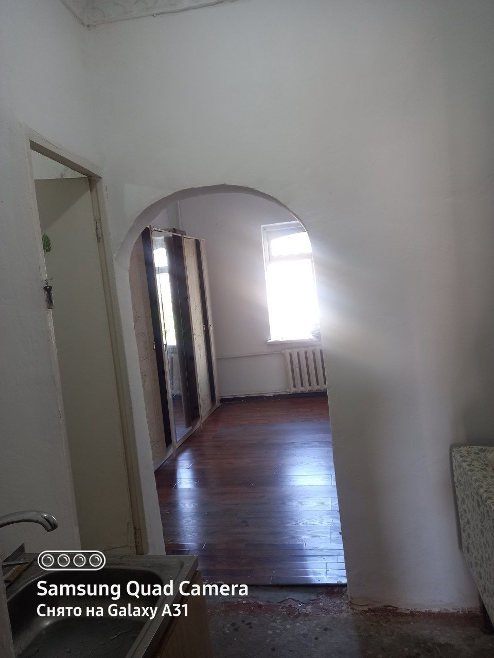 Vodnik suvsozda 1 xonali dom  ijaraga beriladi