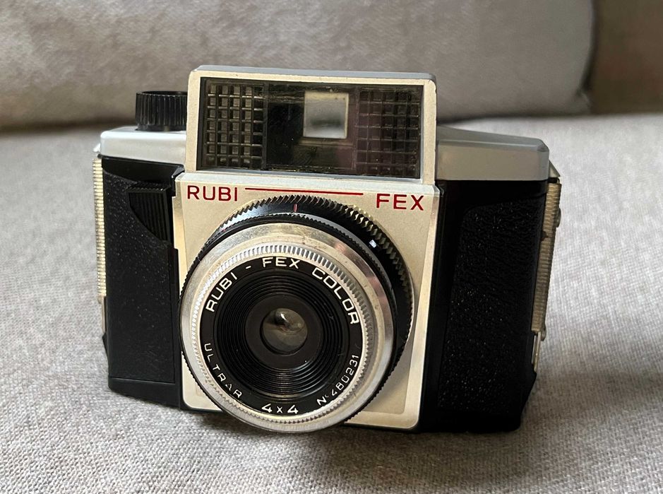 Aparat foto film FEX RUBI - anii 50-60 - nefunctional