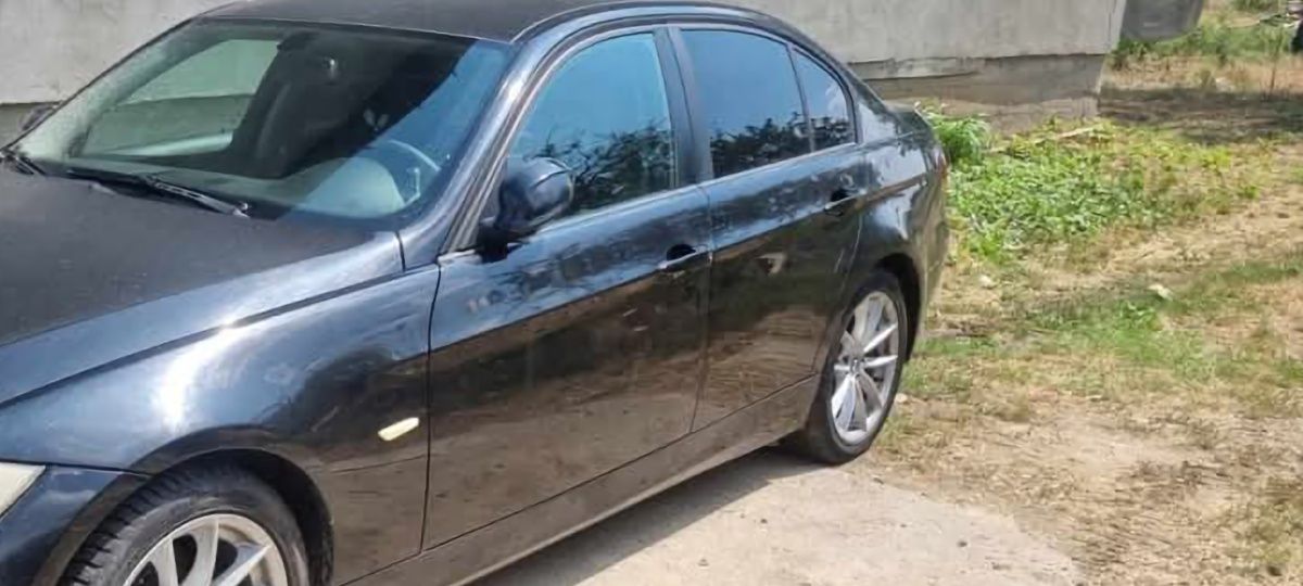 Usa BMW e90 black sapphire metallic 475