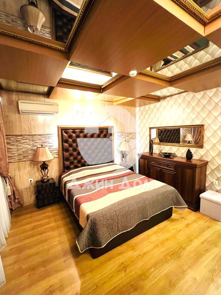 Продава се Многостаен апартамент в к.к. Слънчев бряг - 250 кв.м за 1080 €/кв.м - Снимка #5