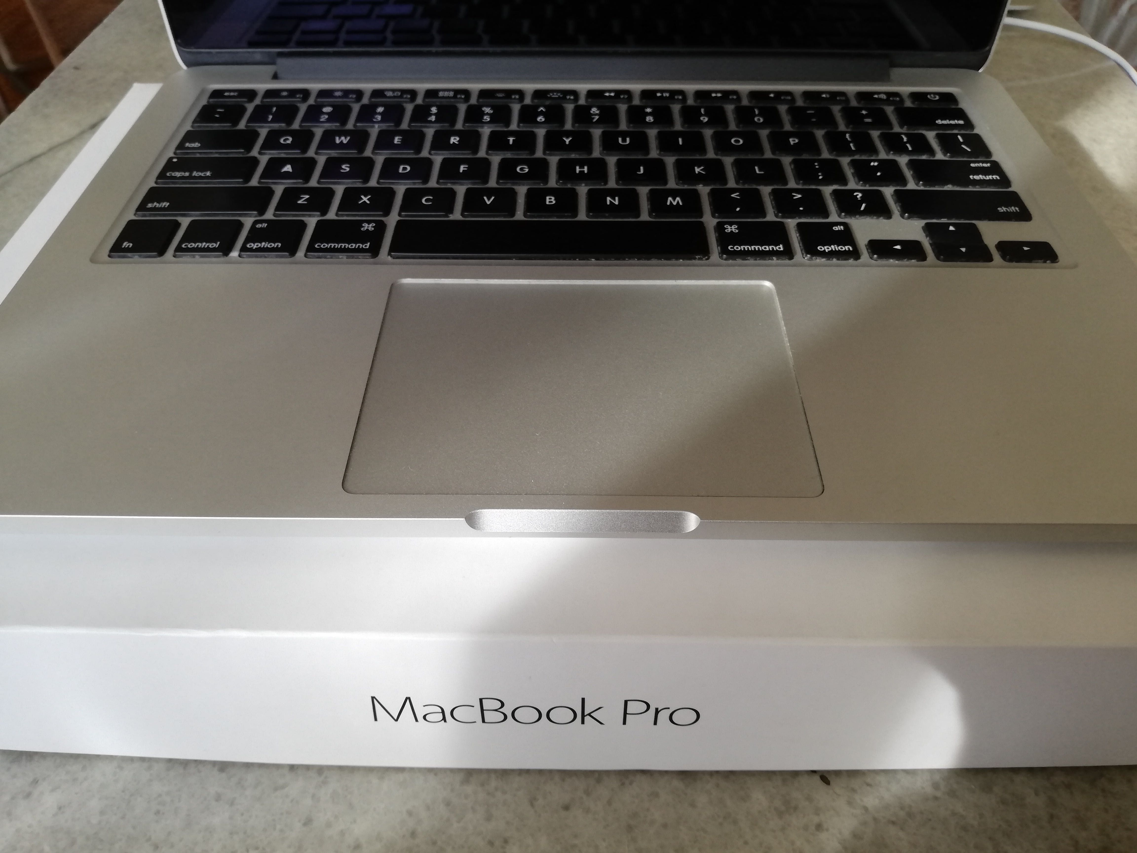 13” MacBook Pro (Retina, Mid 2014, MBP 13.3/2.6/16GB/256Flash)