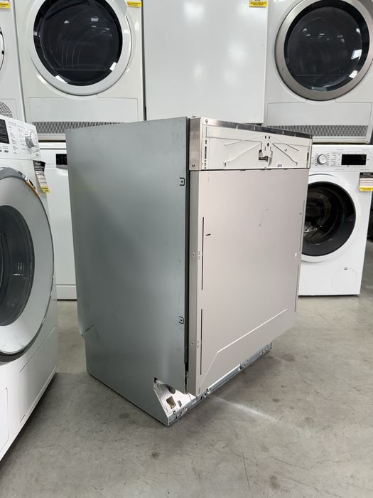 Съдомиялна  Miele за вграждане MIELE