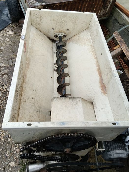 Мелене на грозде.