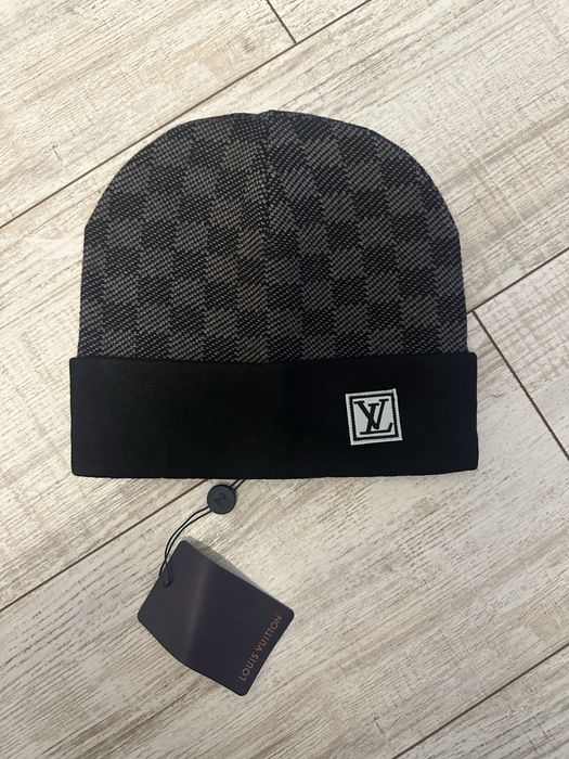 Caciula louis Vuitton
