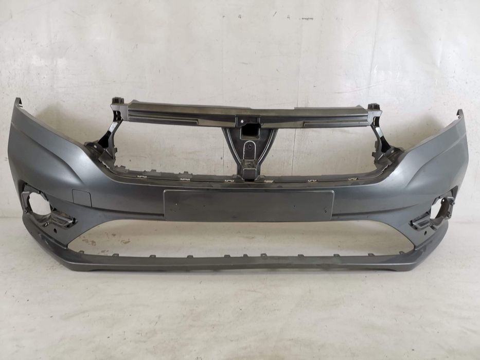 Предна броня Дачия Логан 3 / Dacia Logan 3 Оригинална, в добро състоян