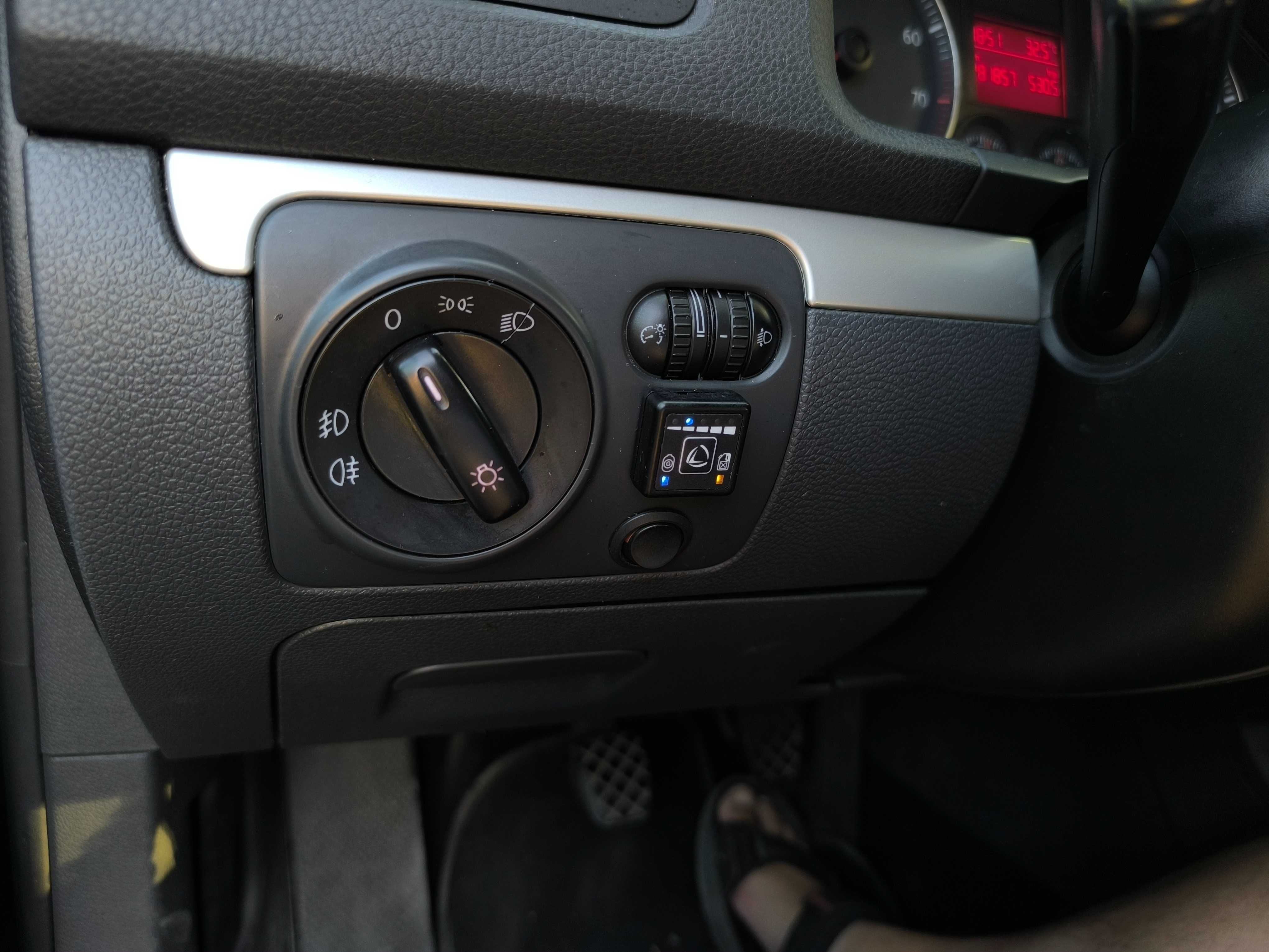 Vw Golf V 1.6 бензин / газ 102