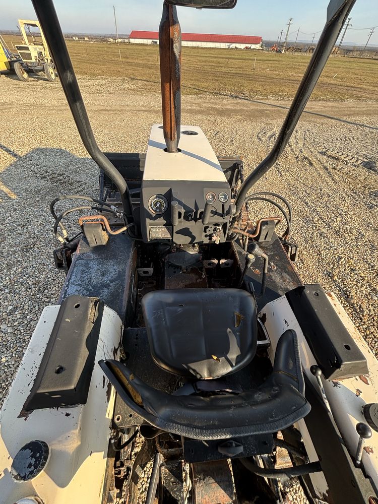 Tractor lamborghini C674-70 senilat cu lama