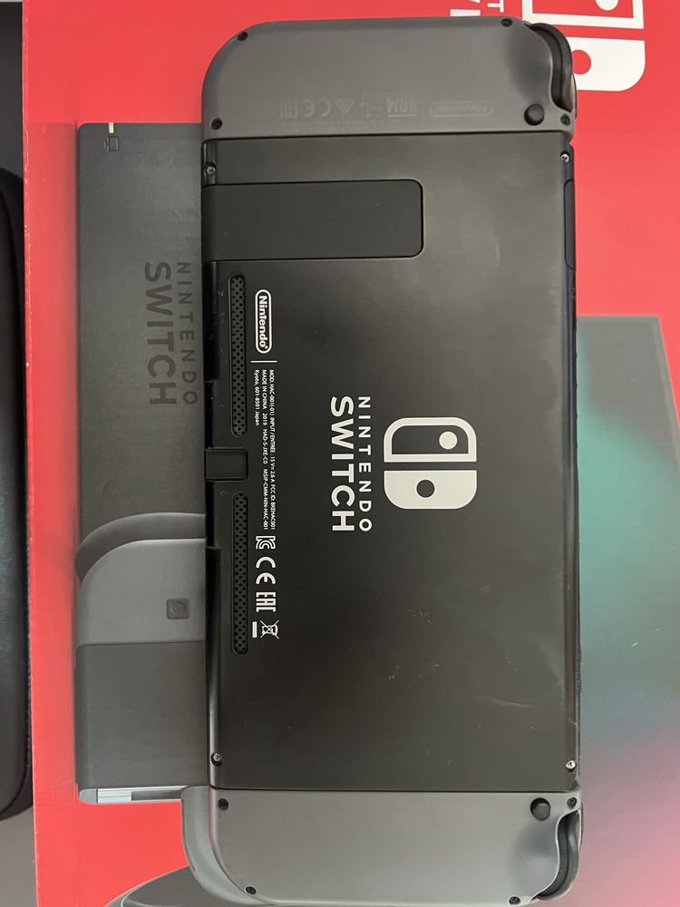 Nintendo switch V2 Като нова