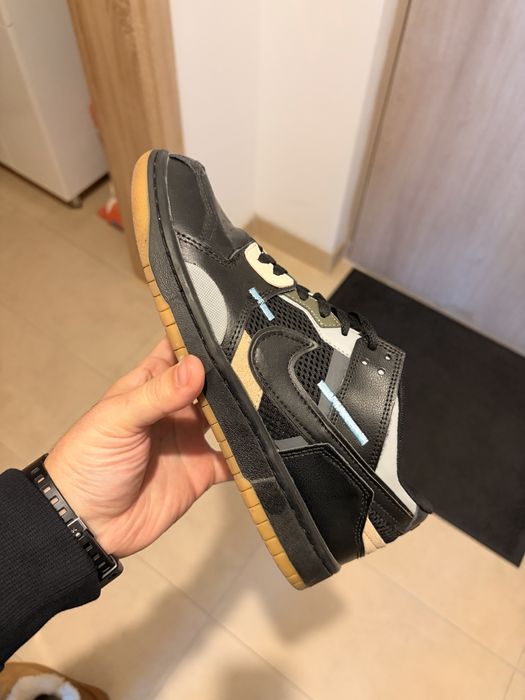 Nike dunk low scrap black gum