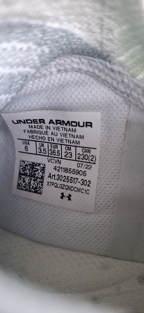 Дамски маратонки Under Armour