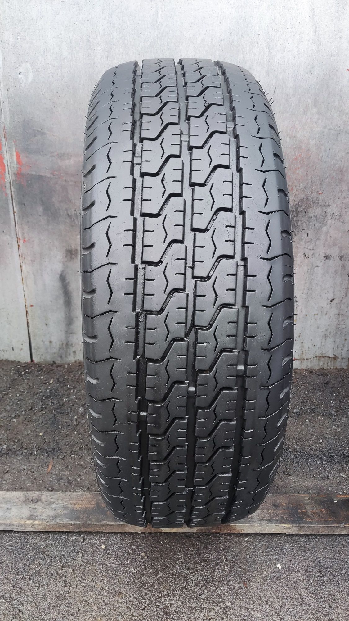 бусова гума 235/65/16C Wanli Transporter 
dot21
9.2mm
Много добро