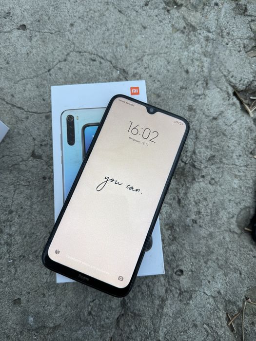 Продам в идеально состоянии телефон,продам редми нот 8