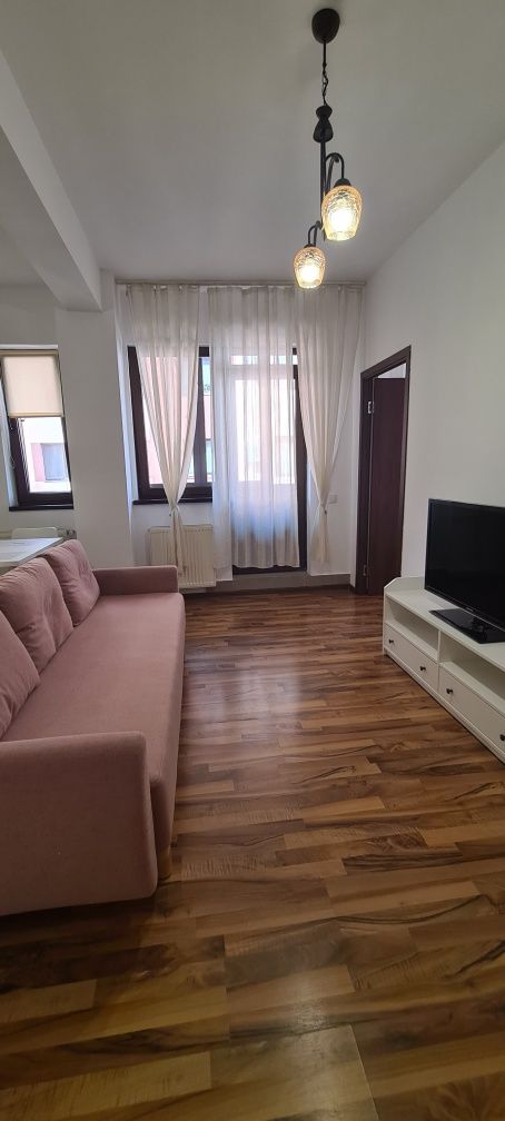 Apartament de inchiriat