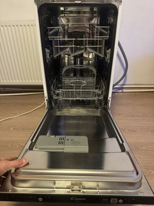 Masina de spalat vase incorporabila Candy clasa A+
