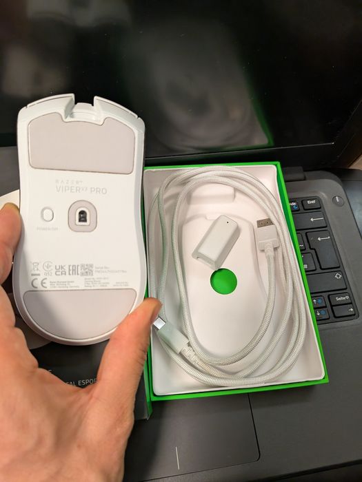 Mouse gaming Wirelees Razer V3 PRO White/alb bluetooth