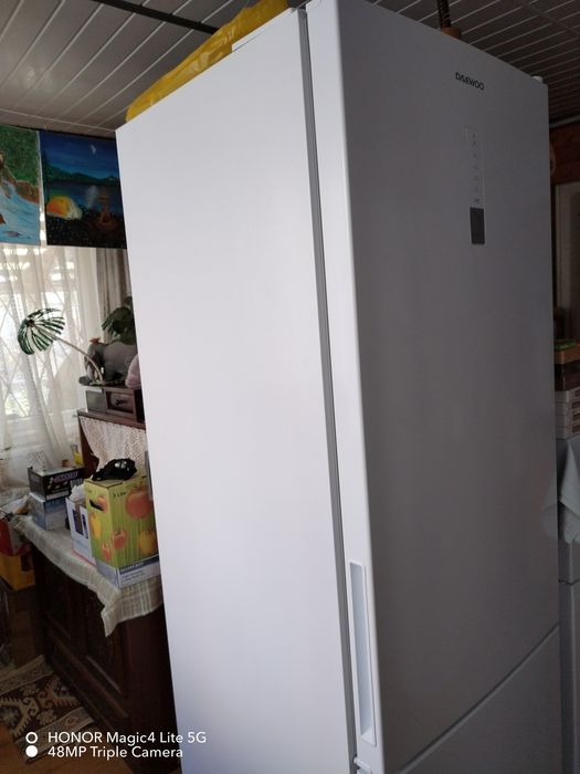 Combină frigorifică total no frost nou.