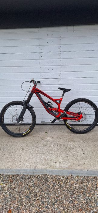 Vând Yt tues slopestyle sau schimb cu enduro