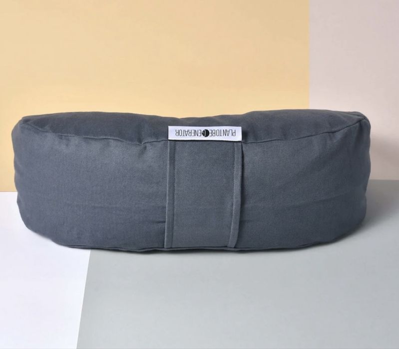 Възглавница за медитация с пълнеж от люспи от елда