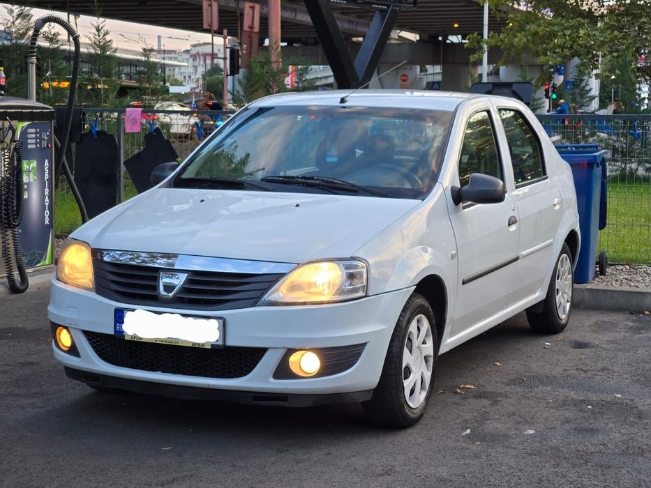 Inchiriez autoturisme-modele variate ,curate și pregătite de drum