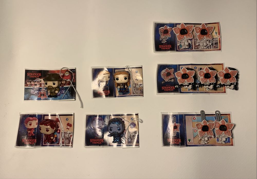Stranger things kinder joy фигурки