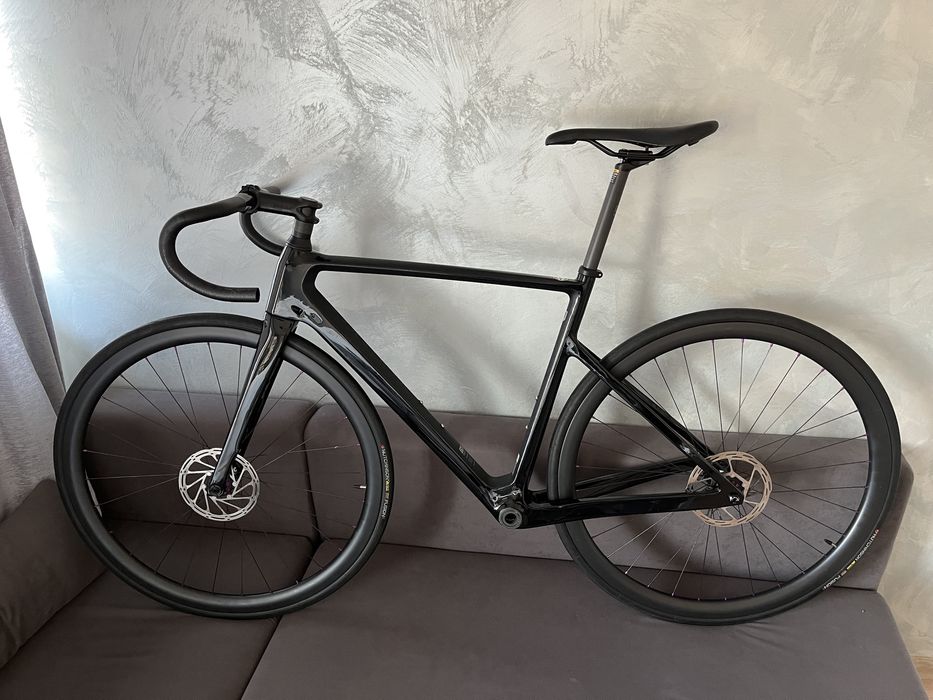 Cadru/Frameset VAN RYSEL EDR Road CF Disc + Roti Carbon DT swiss 350