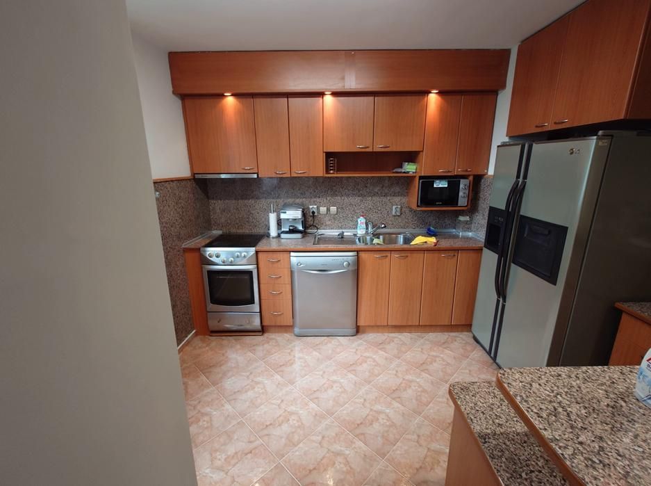 Дава се под наем Тристаен апартамент в София, Иван Вазов - 160 кв.м за 1500 € - Снимка #3