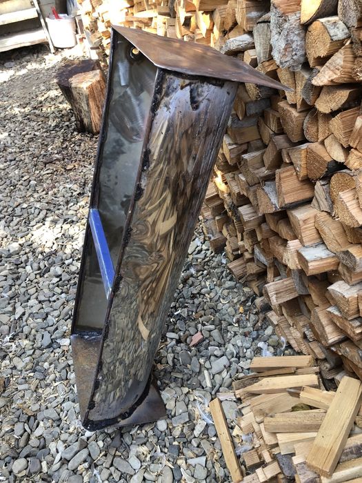 Vand trocuță pentru porci