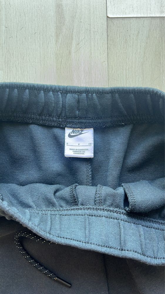 Nike Tech Fleece Black Sweatpants