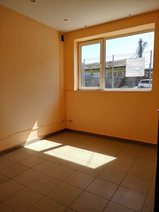 Inchiriere: Hala Tomești, 866 mp/3600mp curte betonată