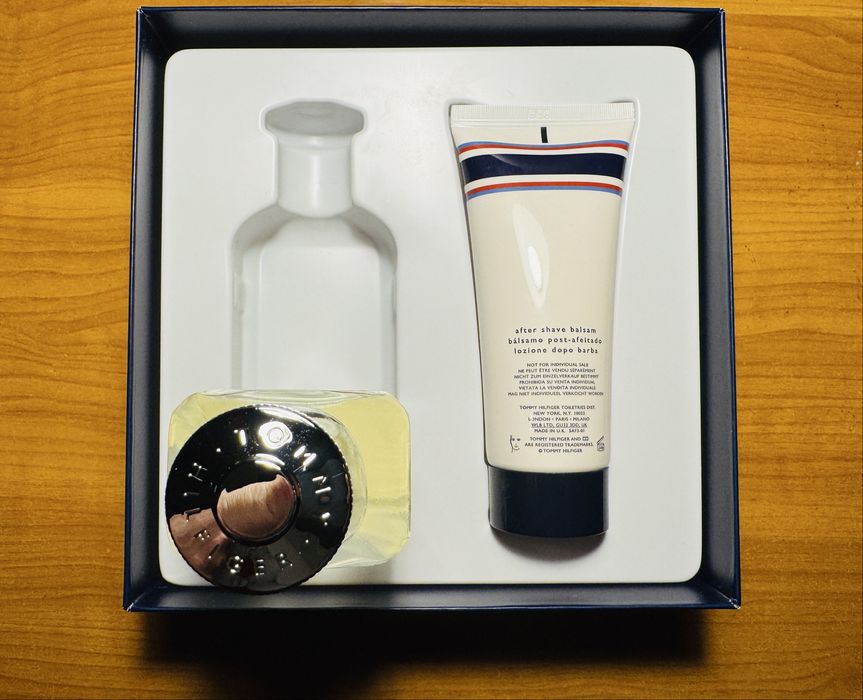 Set Tommy Hilfiger (edt 100ml  gel 100ml)