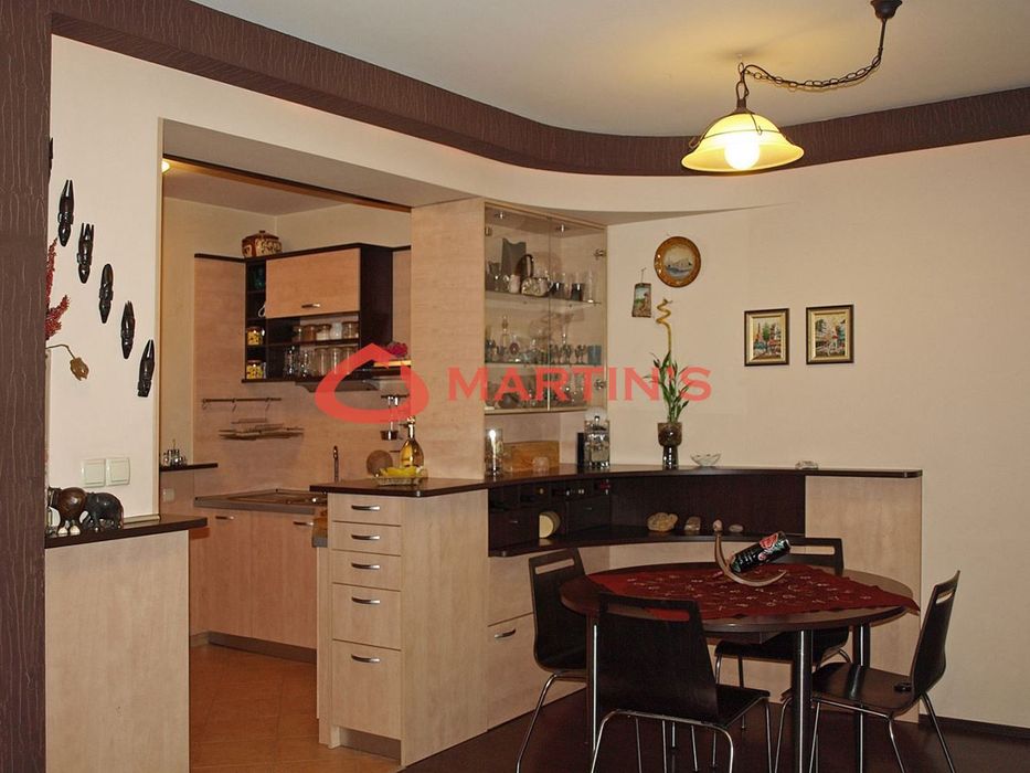2-стаен в София-Красно Село площ 105 цена 650 евро