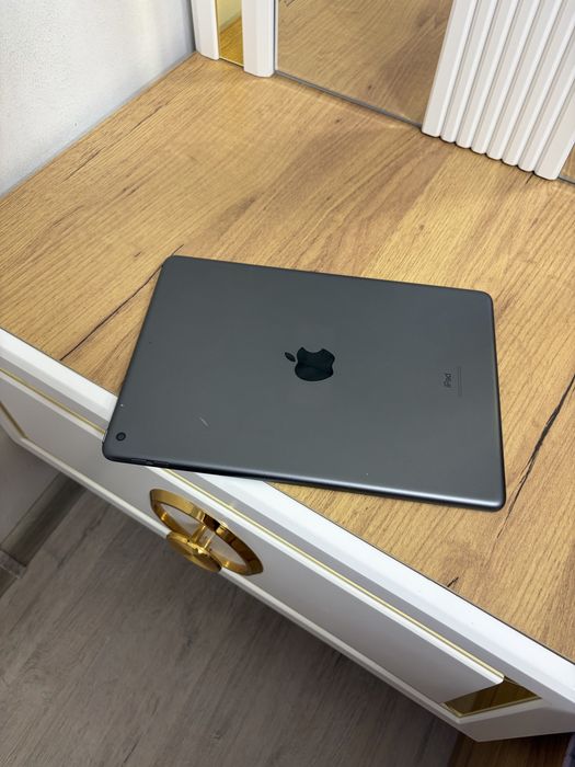 Ipad 7 32 GB LLA 95% Battery